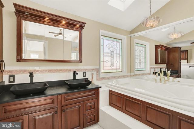 965 N COLLEGE ST, Myerstown, PA 17067