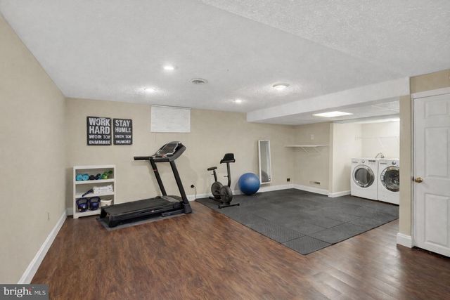 965 N COLLEGE ST, Myerstown, PA 17067