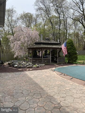 965 N COLLEGE ST, Myerstown, PA 17067