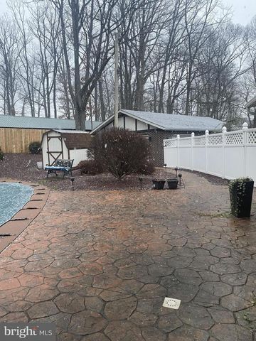 965 N COLLEGE ST, Myerstown, PA 17067