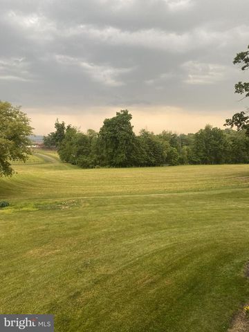 965 N COLLEGE ST, Myerstown, PA 17067