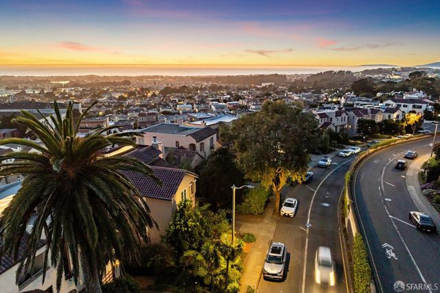 1380 Monterey Boulevard, San Francisco, CA 94127