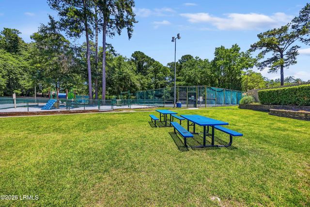 5 Gum Tree Rd Apt L20, Hilton Head Island, SC 29926