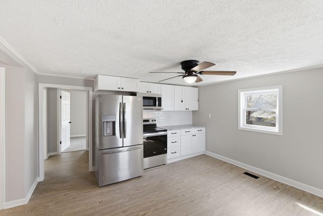 329 1st Street, Midway, KY 40347