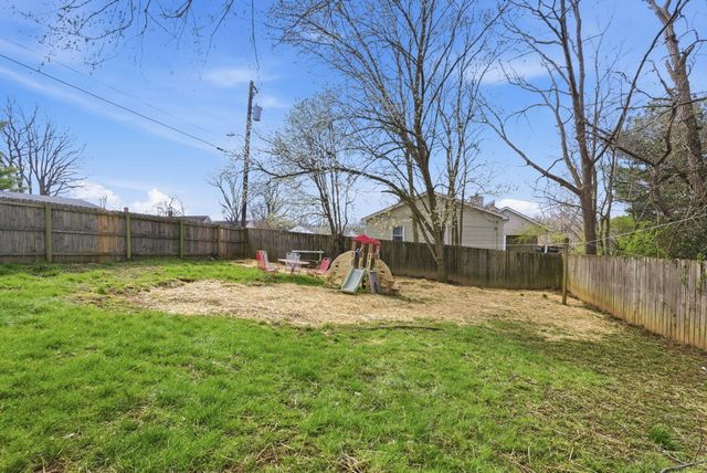 329 1st Street, Midway, KY 40347