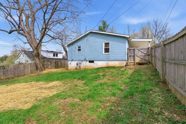 329 1st Street, Midway, KY 40347