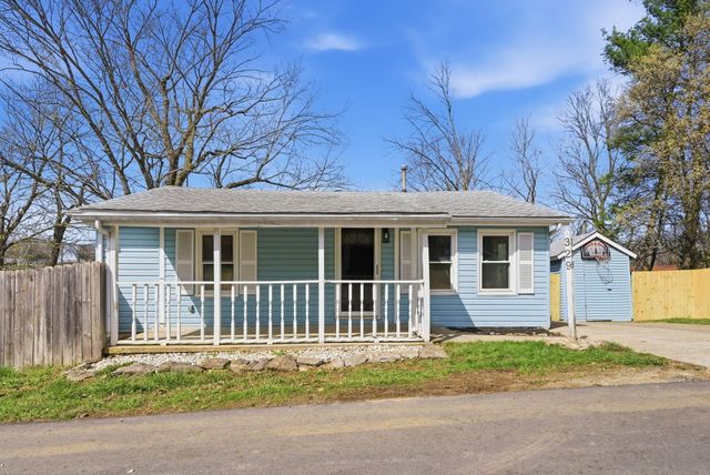 329 1st Street, Midway, KY 40347