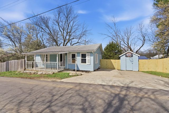 329 1st Street, Midway, KY 40347