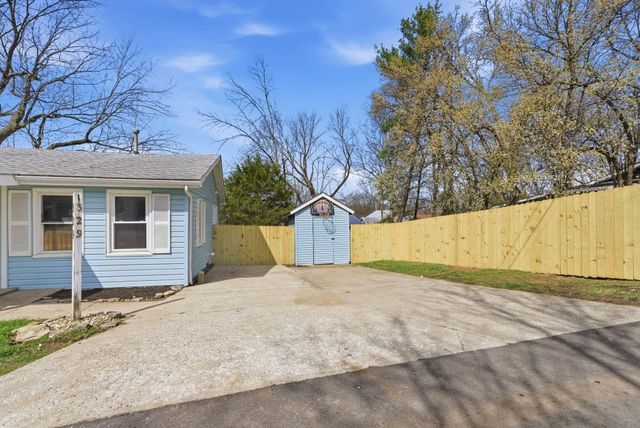 329 1st Street, Midway, KY 40347