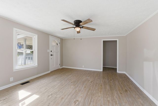 329 1st Street, Midway, KY 40347