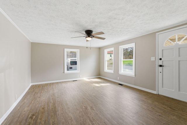 329 1st Street, Midway, KY 40347