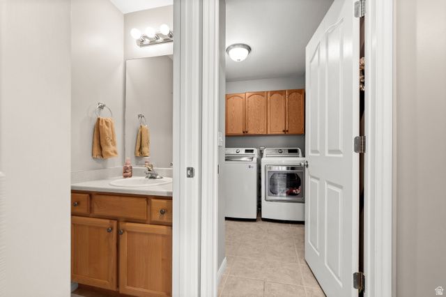 3067 W IVORY WAY, Taylorsville, UT 84129