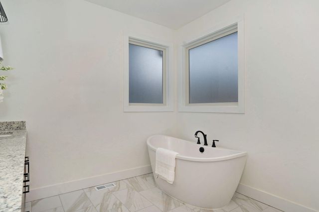 3017 W Teton Drive, Springfield, MO 65810