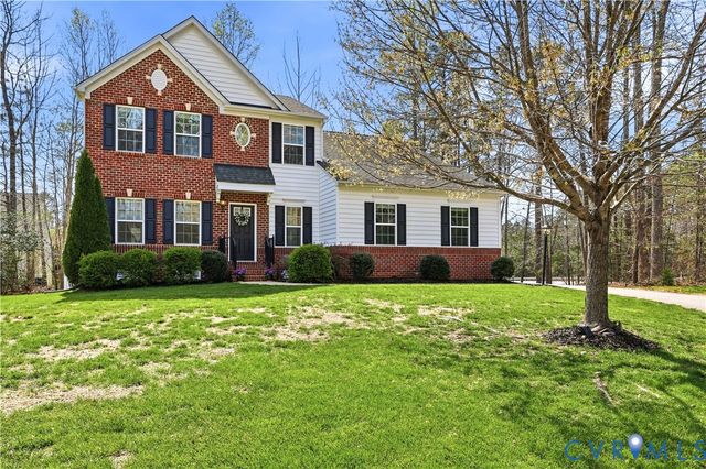 5225 Timsbury Pointe Dr, Chester, VA 23831