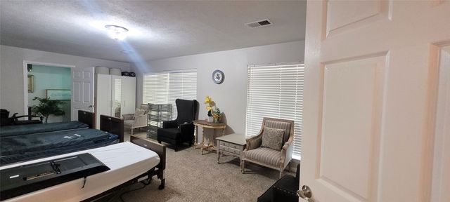 204 Overhill Drive, Waxahachie, TX 75165