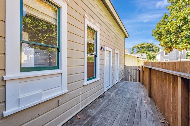 120 Maple Street, Santa Cruz, CA 95060