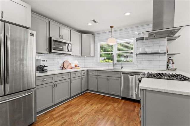 2202 Lilac Lane, Decatur, GA 30032