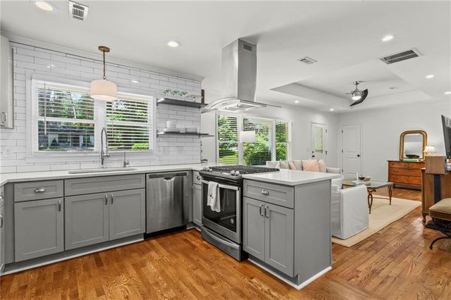 2202 Lilac Lane, Decatur, GA 30032