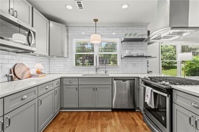 2202 Lilac Lane, Decatur, GA 30032