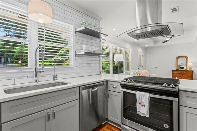2202 Lilac Lane, Decatur, GA 30032