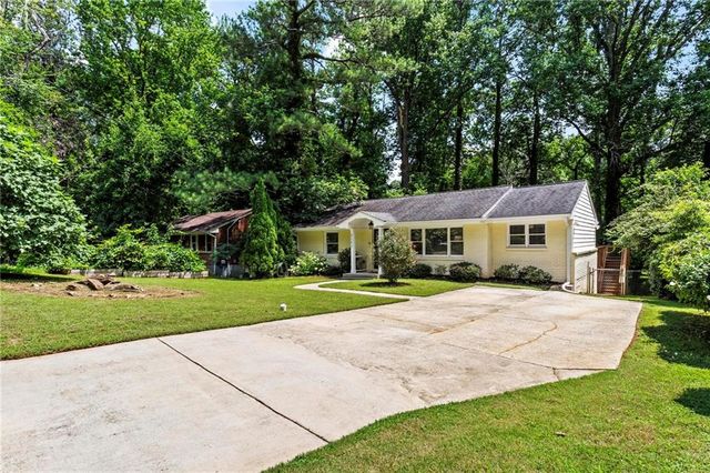 2202 Lilac Lane, Decatur, GA 30032