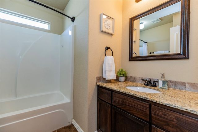 902 Brown Road, Cave Springs, AR 72718