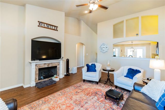 902 Brown Road, Cave Springs, AR 72718