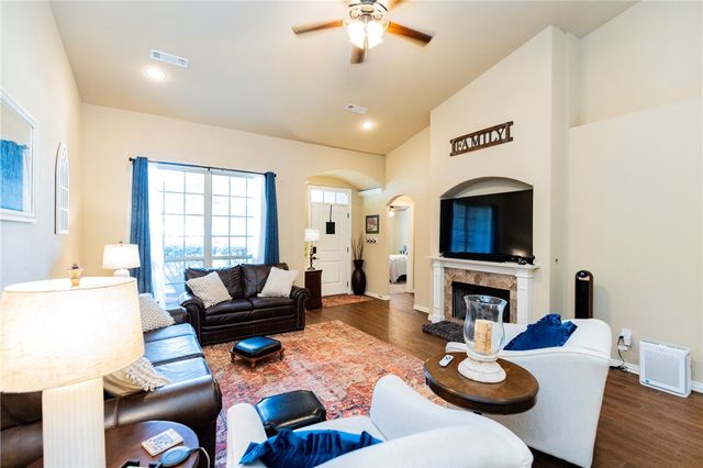 902 Brown Road, Cave Springs, AR 72718