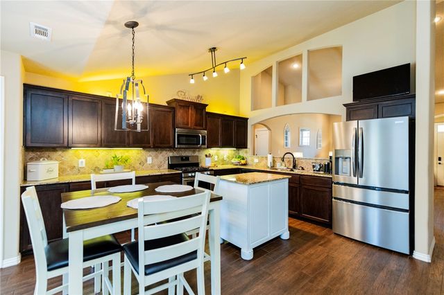902 Brown Road, Cave Springs, AR 72718
