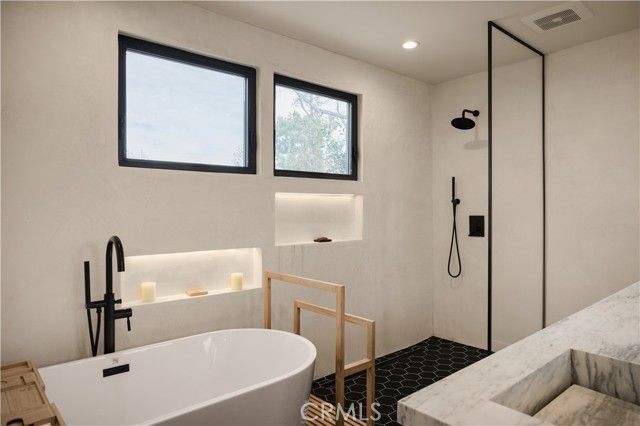 13916 La Maida Street, Sherman Oaks, CA 91423