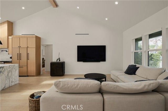 13916 La Maida Street, Sherman Oaks, CA 91423