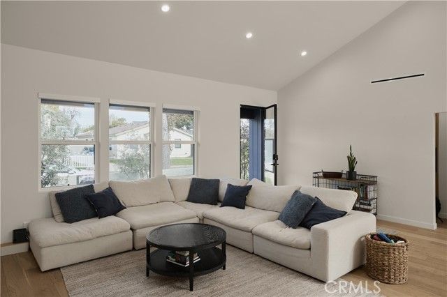 13916 La Maida Street, Sherman Oaks, CA 91423