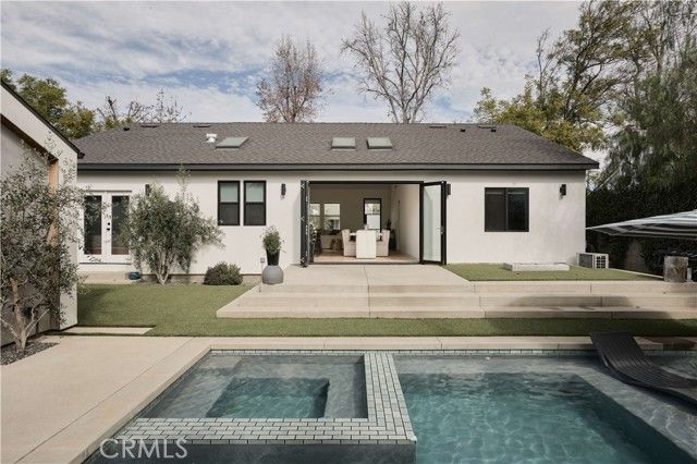 13916 La Maida Street, Sherman Oaks, CA 91423