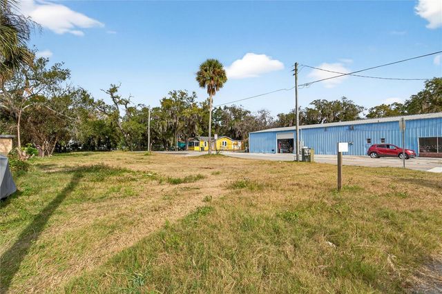 MADISON AVENUE, Daytona Beach, FL 32114