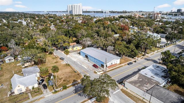 MADISON AVENUE, Daytona Beach, FL 32114