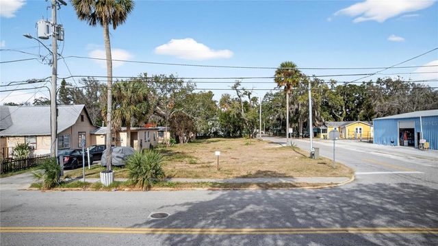 MADISON AVENUE, Daytona Beach, FL 32114