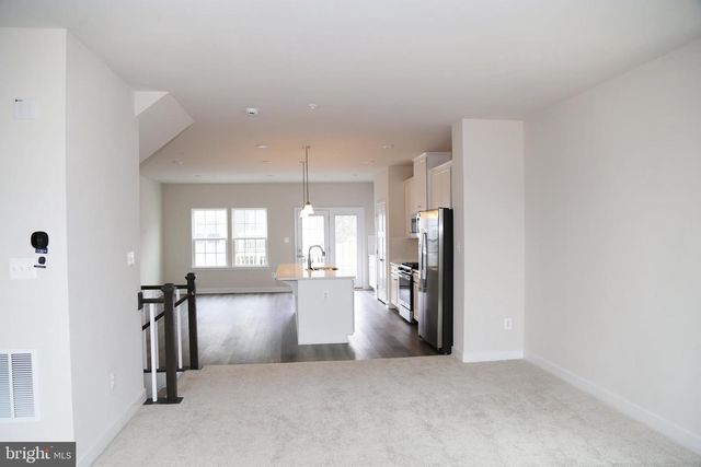 1790 ATLAS DR, Frederick, MD 21702