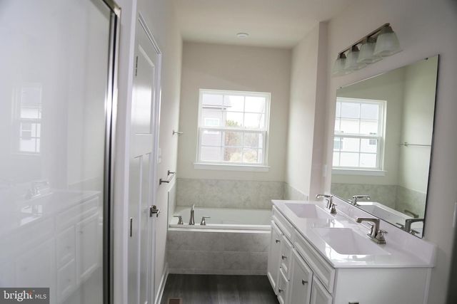 1790 ATLAS DR, Frederick, MD 21702