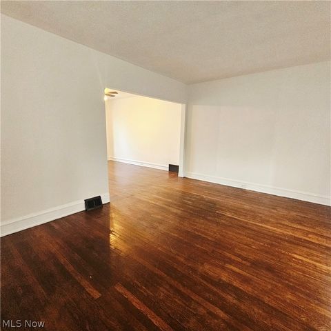 3110 W 111th Street, Cleveland, OH 44111