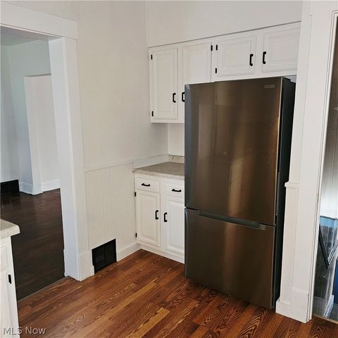 3110 W 111th Street, Cleveland, OH 44111