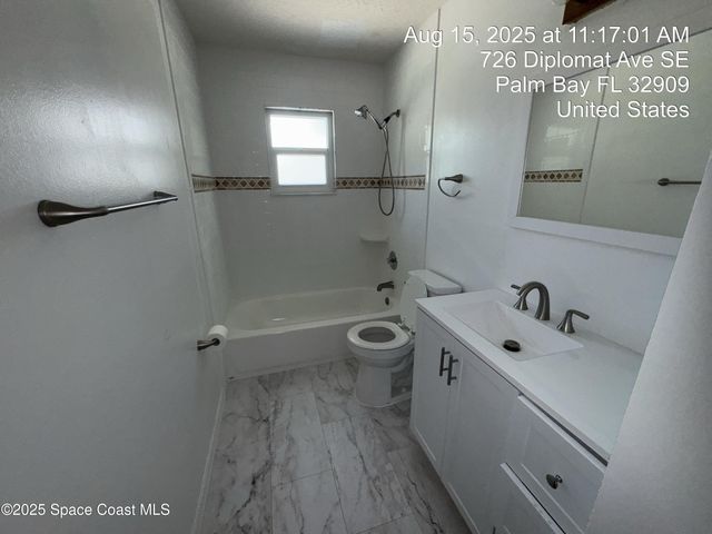 726 Diplomat Avenue SE, Palm Bay, FL 32909