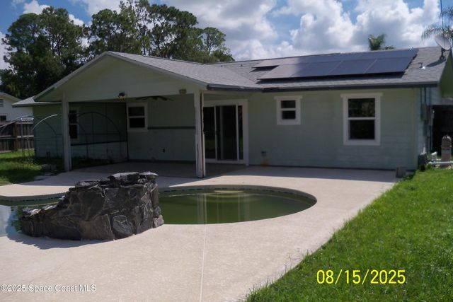 726 Diplomat Avenue SE, Palm Bay, FL 32909