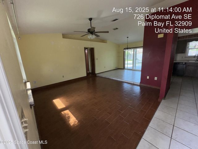 726 Diplomat Avenue SE, Palm Bay, FL 32909