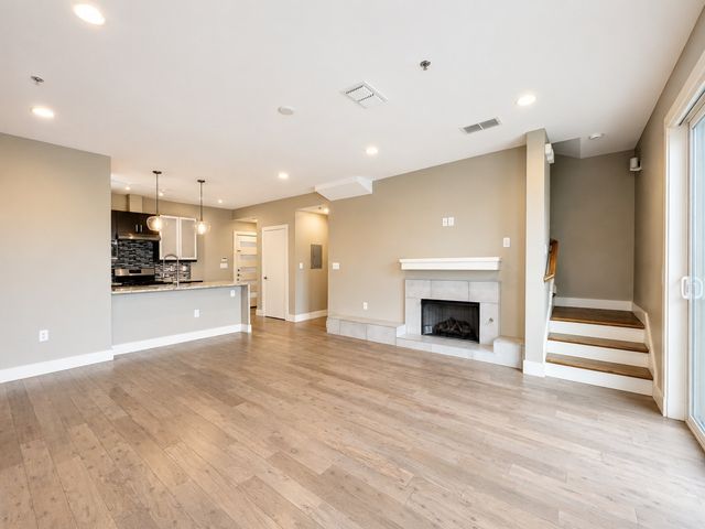 1320 May Street 200, Fort Worth, TX 76104