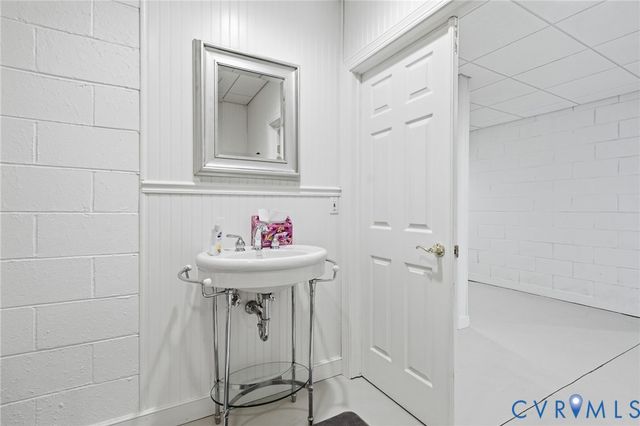 5645 Villa Green Dr, Providence Forge, VA 23140