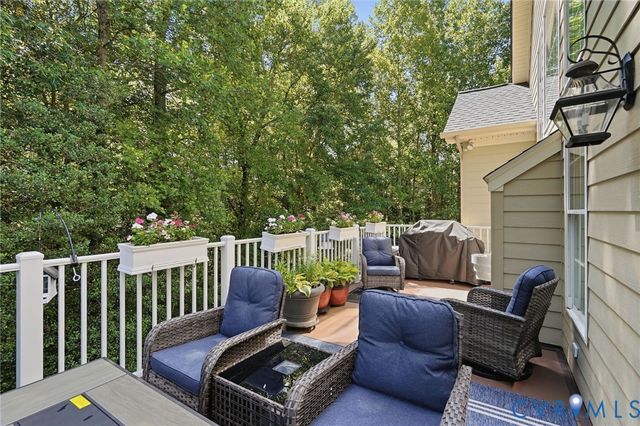 5645 Villa Green Dr, Providence Forge, VA 23140