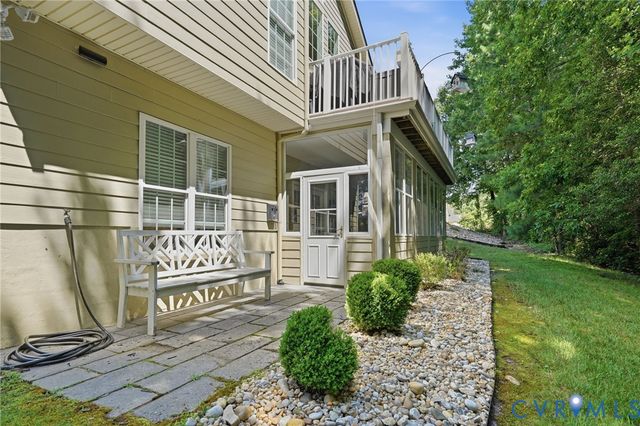 5645 Villa Green Dr, Providence Forge, VA 23140