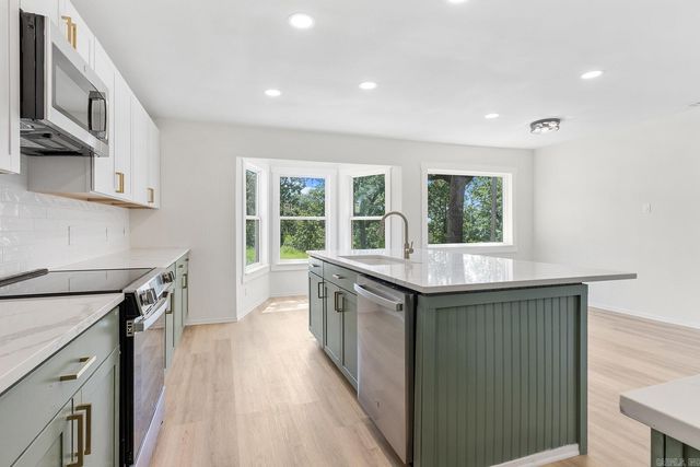 83 Dunn Hill Circle, Vilonia, AR 72173