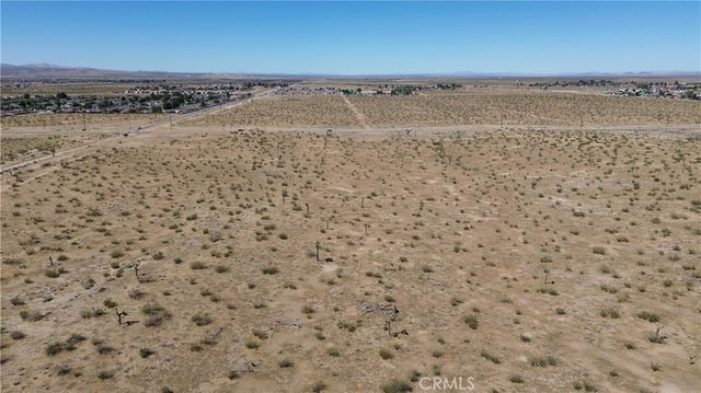 1 Air Expressway, Adelanto, CA 92301