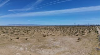 1 Air Expressway, Adelanto, CA 92301